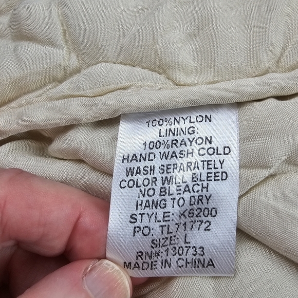 UMGEE Quilted Puffer Bomber Jacket in L - Picture 4 of 4